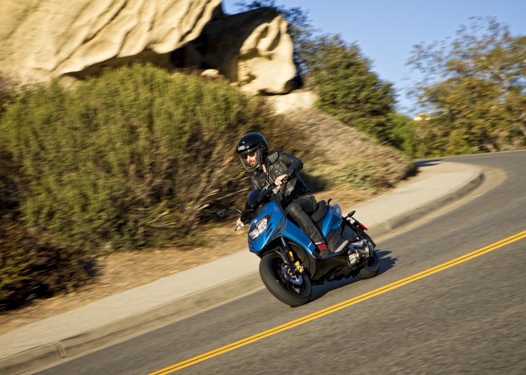 Фото скутера Piaggio Typhoon 50